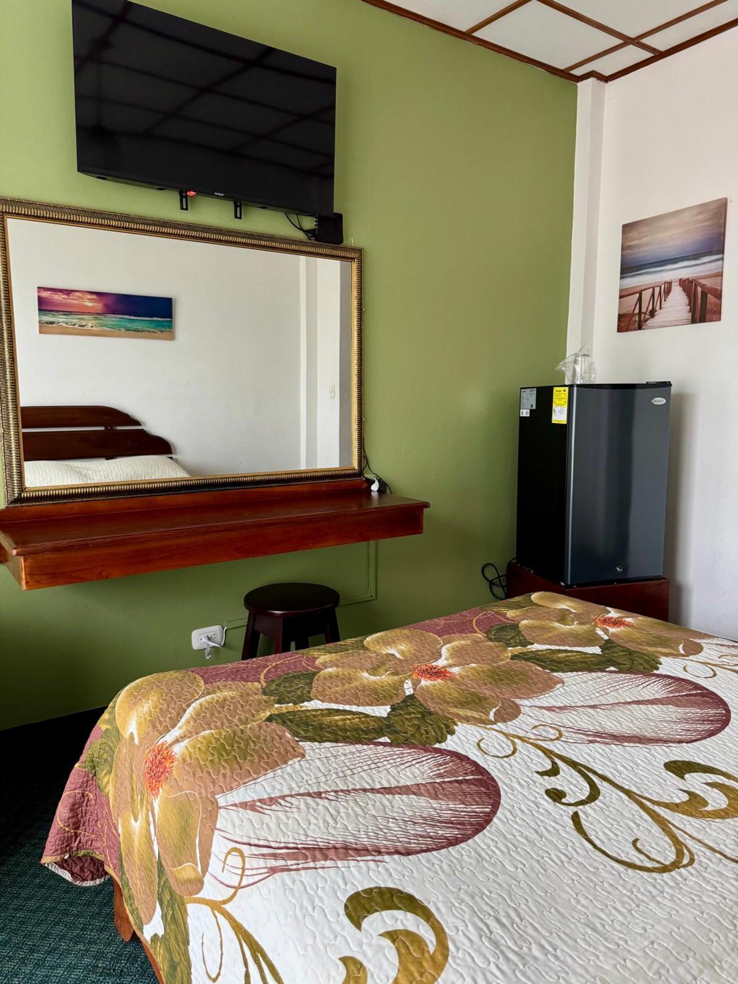 Hotel Malinche ケポス エクステリア 写真
